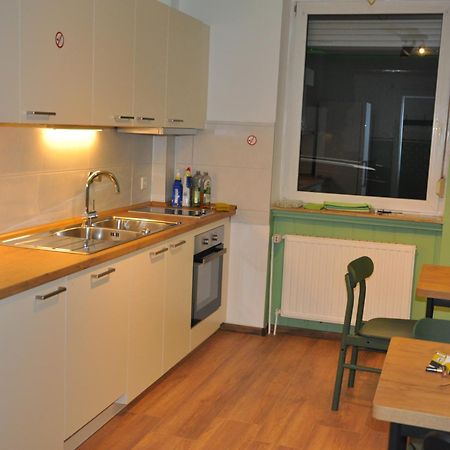 Monteurzimmer Karma Gelsenkirchen Bagian luar foto
