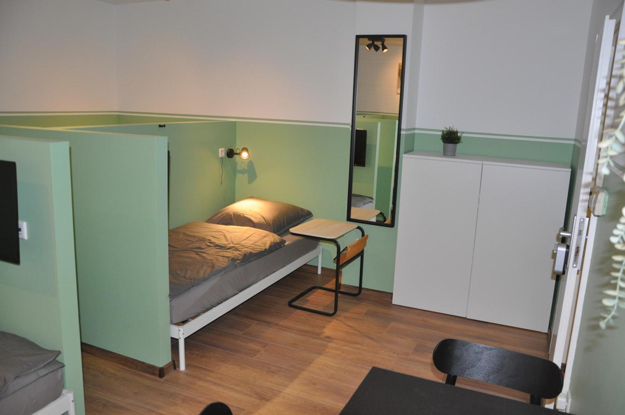 Monteurzimmer Karma Gelsenkirchen Ruang foto